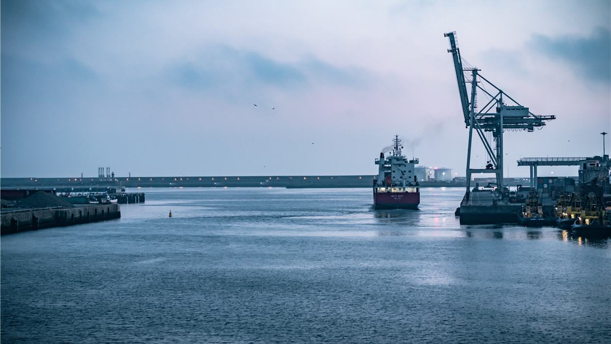 Safe port / berth warranties in sales contracts - pitfalls to avoid